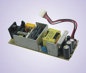 Un bon prix. Le CE a délivré un certificat l'alimentation d'énergie du cadre ouvert 65W avec la tension 12 de sortie - 24VDC en ligne