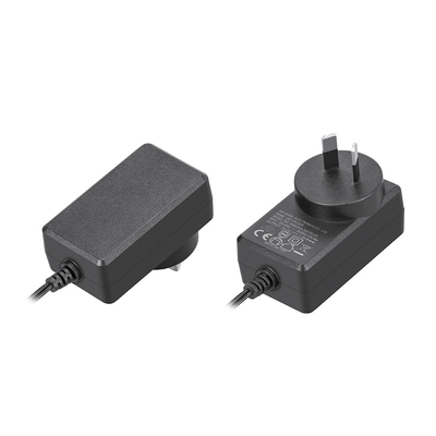 Un bon prix. l'alimentation de l'énergie 12V de changement 2A certifié par UL/CE/FCC/CCC a entré en ligne