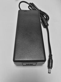 Un bon prix. 90 - adaptateur de bureau 72W de puissance de C.C à C.A. de 264V 12V 6A universel pour le remplissage rapide en ligne