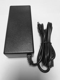 Un bon prix. Volt médical de bureau universel du noir 12 d'adaptateur à C.A. 12 - 120 watts en ligne