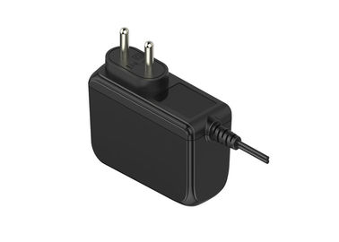 Un bon prix. l'UE de fourche de l'adaptateur 2 d'alimentation CC À C.A. de 3A 36W branchent l'adaptateur 12v de C.C à C.A. en ligne