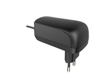 Un bon prix. adaptateur de chargeur de C.C à C.A. de bâti de mur de 24W 12VAC dans le noir avec la prise d'UE en ligne