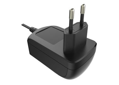 Un bon prix. 90 - 264VAC 47 - l'UE de l'adaptateur 2A de puissance de 63Hz 12V branchent 2 la fourche de la borne 2 en ligne