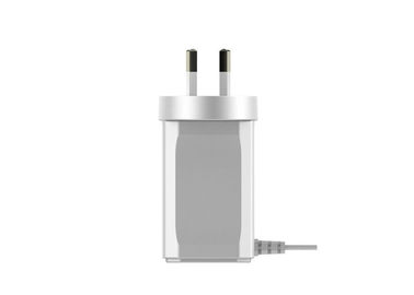 Un bon prix. C.A. 1.5A 1500ma blanc d'alimentation d'énergie de commutation de la prise 5v d'AU avec la fourche 2 en ligne
