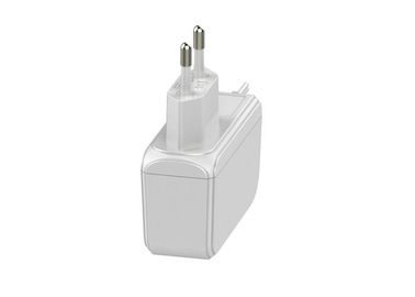 Un bon prix. Adaptateur universel de courant alternatif De 12 volts avec 1500ma produit/18W/blanc/noir en ligne