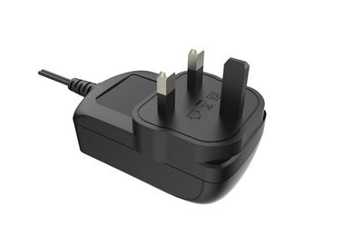 Un bon prix. Adaptateur 100 de puissance de bâti de mur de C.C à C.A. de Pin du R-U 3 - adaptateur de puissance de prise de mur 240Vac en ligne