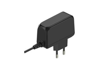 Un bon prix. adaptateur d'alimentation CC À C.A. de 12V 2A avec la prise d'UE, alimentation d'énergie de commutation de bâti de mur en ligne