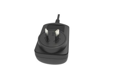 Un bon prix. Adaptateur universel de la puissance 12V avec le bâti BRITANNIQUE 5V - 15V de mur de prise d'AU de KA d'UE en ligne