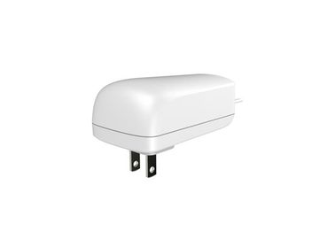 Un bon prix. NC USA JP branchent le courant alternatif universel d'adaptateur de courant alternatif Blanc/de noir mur de bâti en ligne