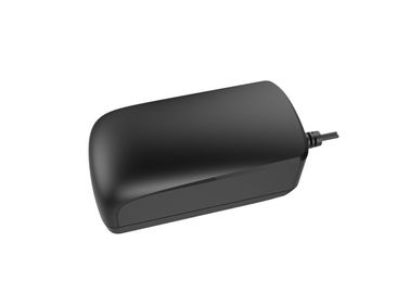 Un bon prix. C.A. électrique universel de l'adaptateur 12v 3A de certificat de RoHS avec le Pin des USA en ligne
