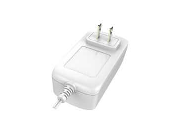 Un bon prix. bâti blanc de mur De 12V 3A d'adaptateur universel de courant alternatif avec le Pin des USA en ligne
