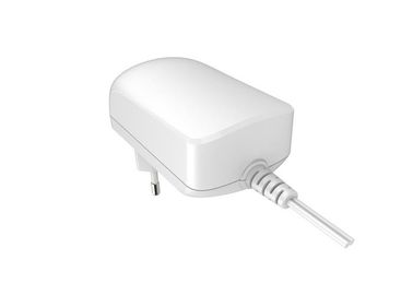 Un bon prix. 90 - l'UE universelle d'adaptateur de C.C à C.A. 264VAC branchent 5V 3A avec du CE/GS/EMC diplôméee en ligne