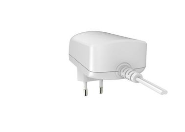 Un bon prix. 90-264 l'UE universelle médicale d'adaptateur de puissance de commutation à C.A. de l'adaptateur 5V 3A à C.A. de VCA branchent en ligne