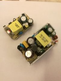Un bon prix. Largement alimentation d'énergie de commutation de cadre ouvert d'utilisation 12VDC - 24VDC 36W en ligne