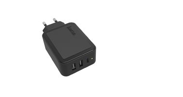 Un bon prix. Surchargez l'adaptateur universel de changement de puissance à C.A. au-dessus de la protection de tension en ligne
