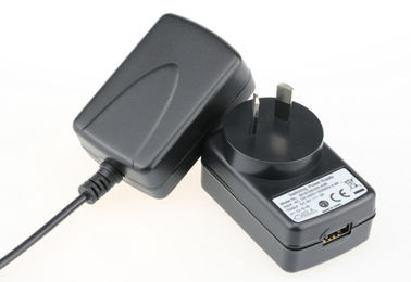 Un bon prix. adaptateur universel 5V - chargement complet de courant alternatif 12W de 15V 100% avec la prise BRITANNIQUE d'AU de KA d'UE en ligne